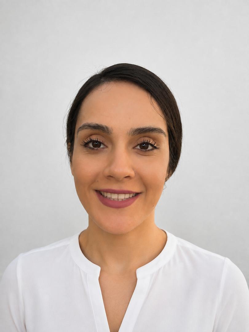 Kimiya YOUNESI
